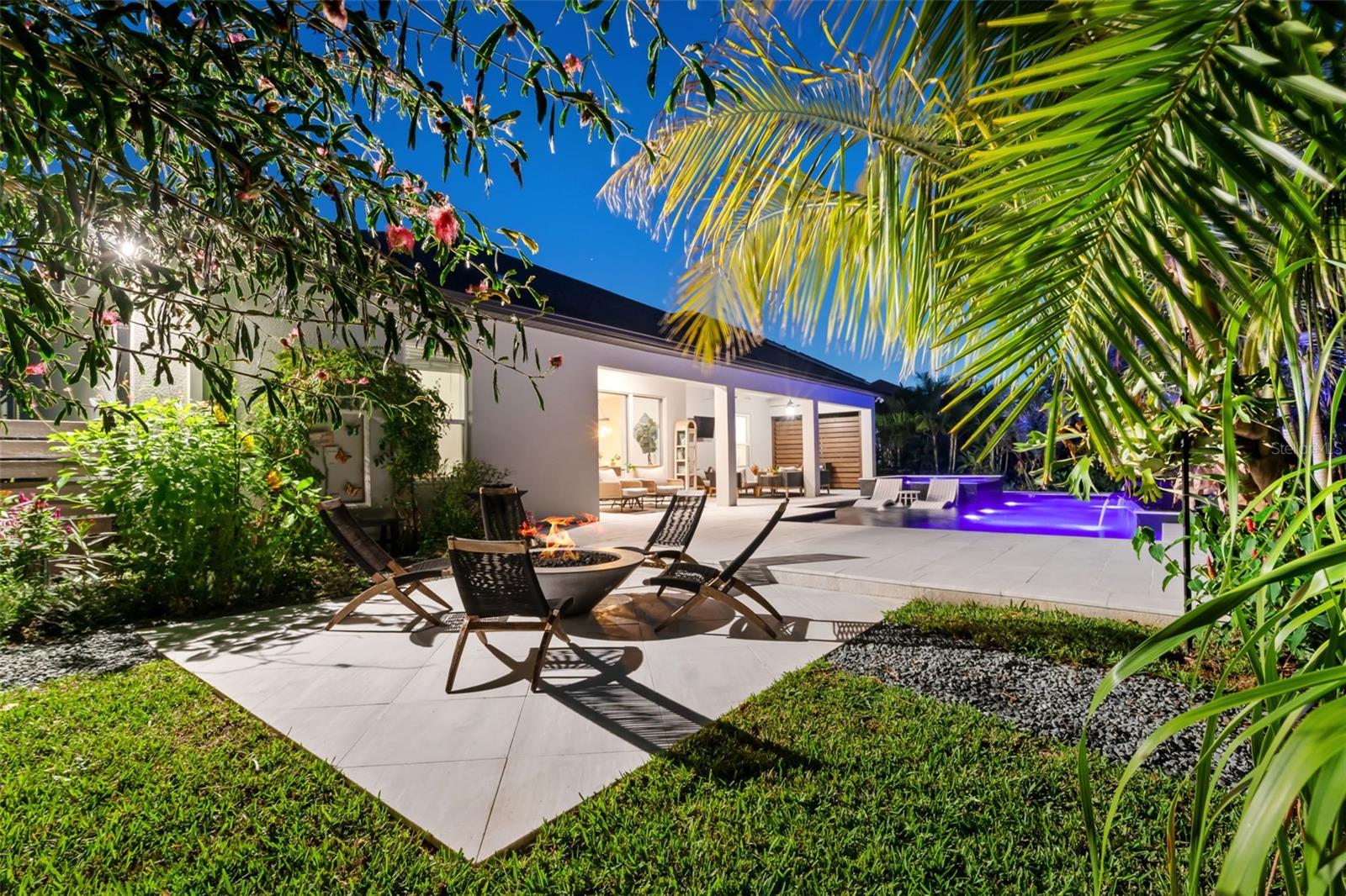 1245 WADING WATERS CIR