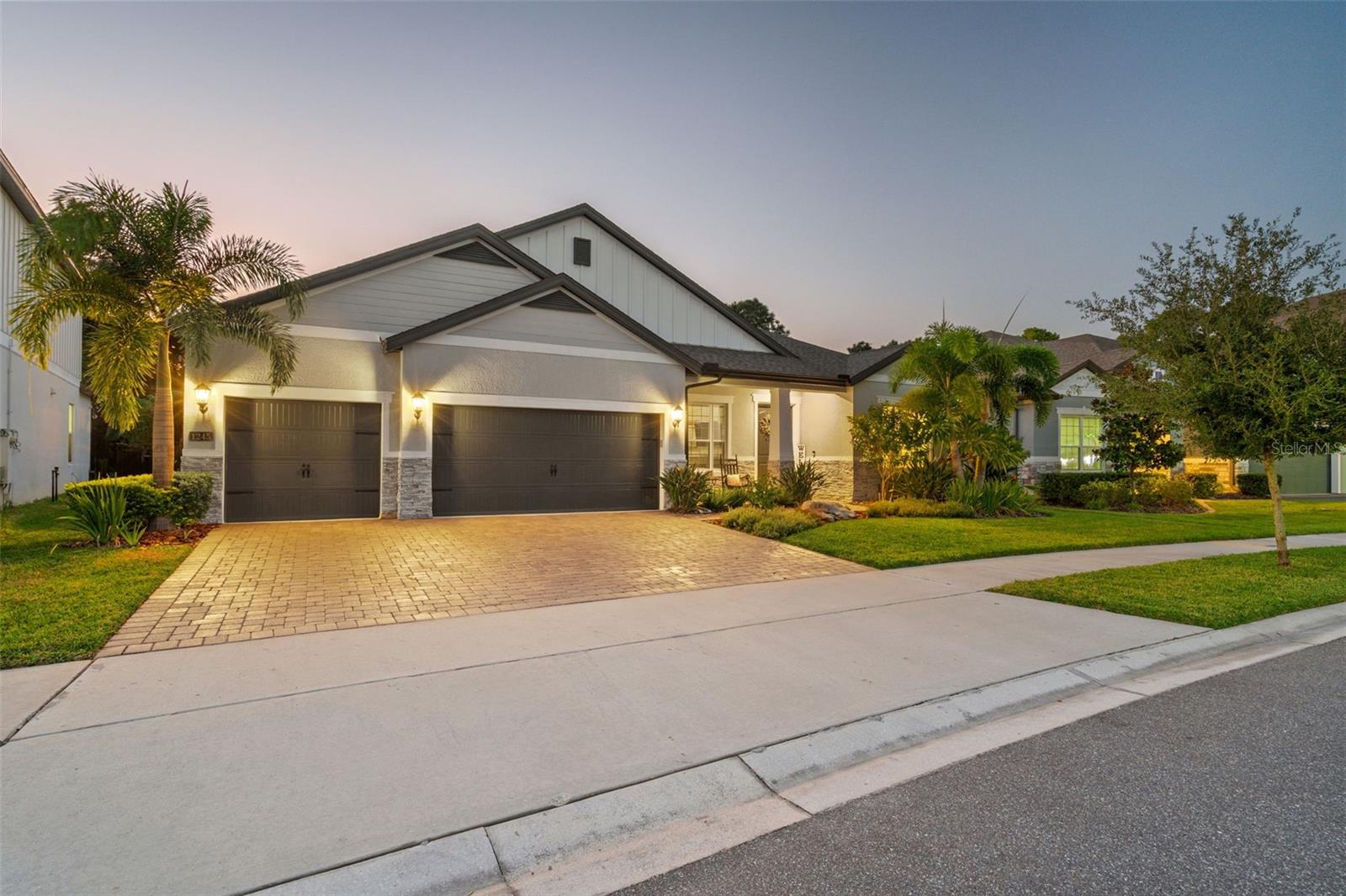 1245 WADING WATERS CIR