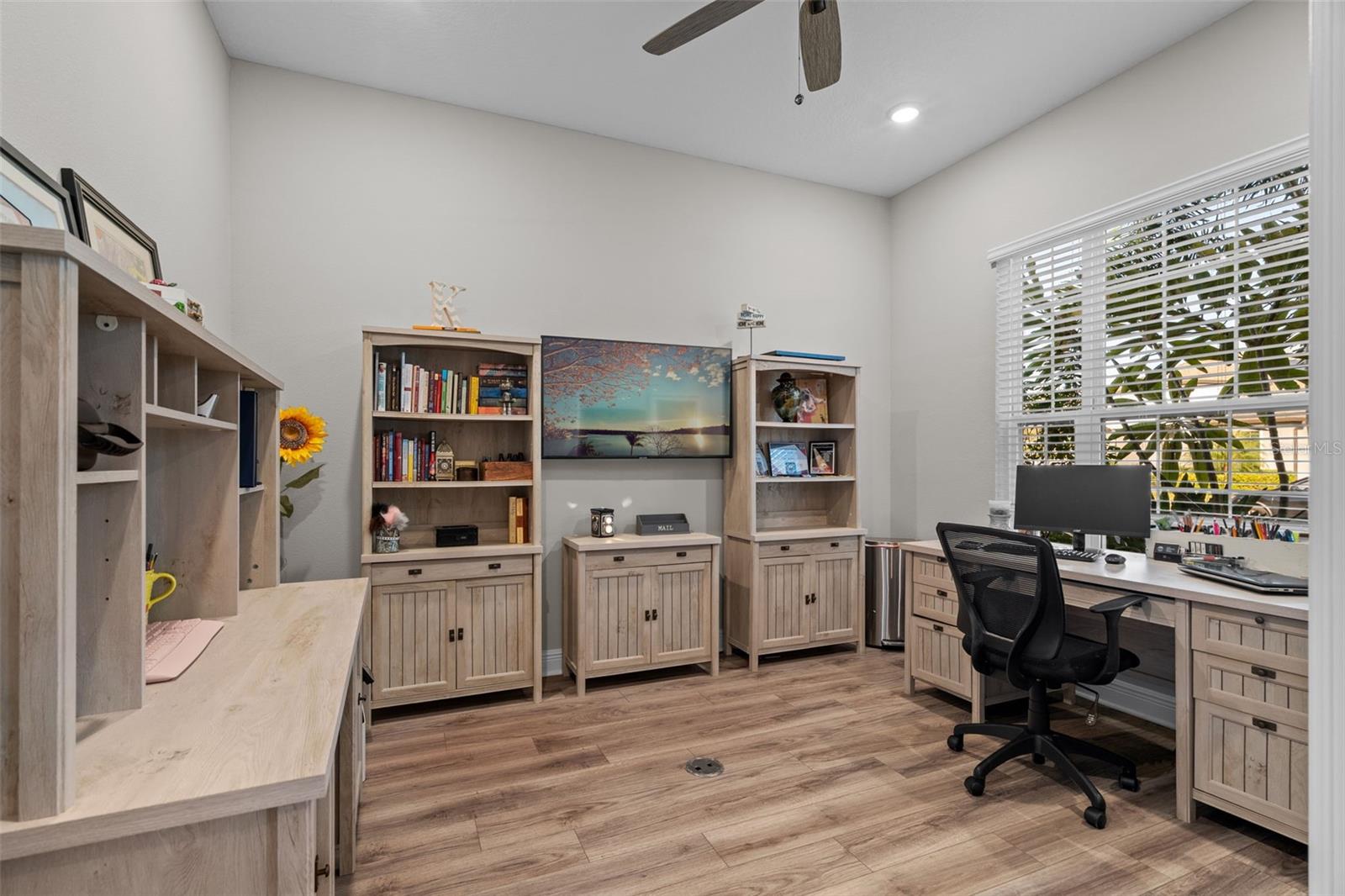 1245 WADING WATERS CIR