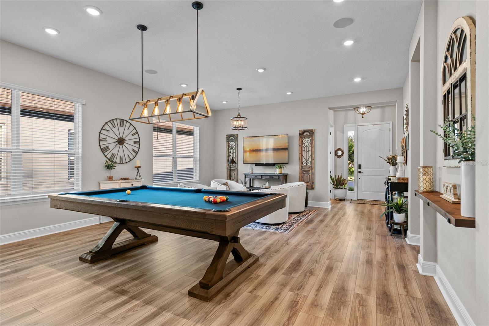 1245 WADING WATERS CIR