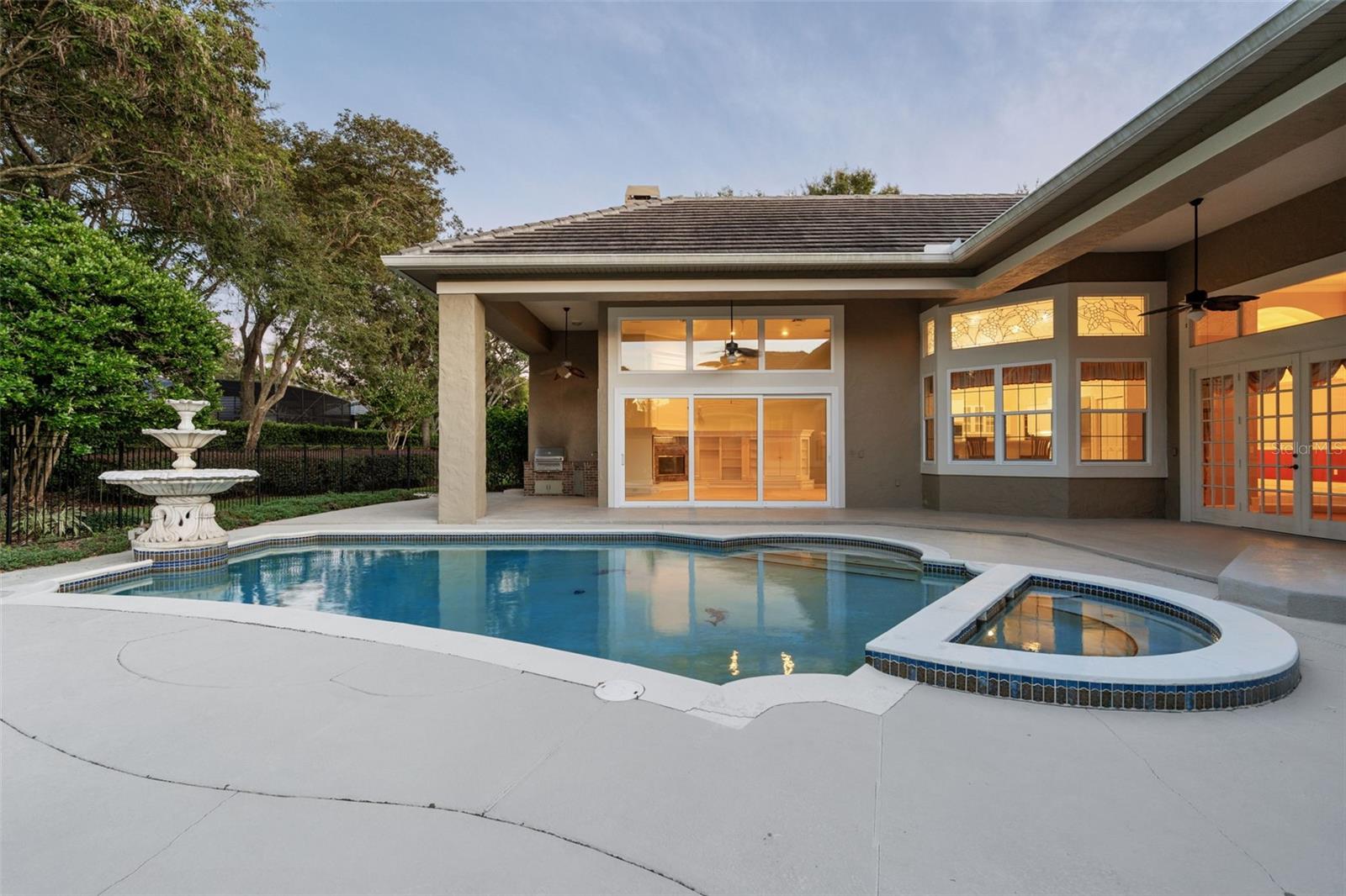 9017 GREAT HERON CIR