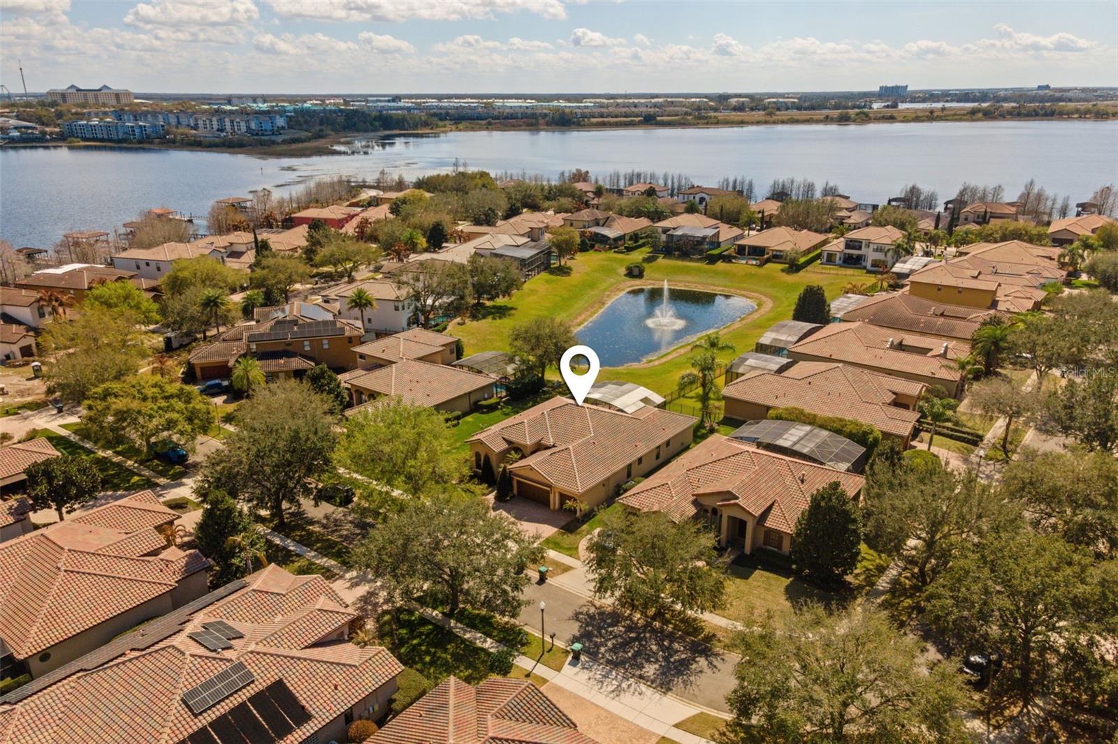 7451 POINTE VENEZIA DR