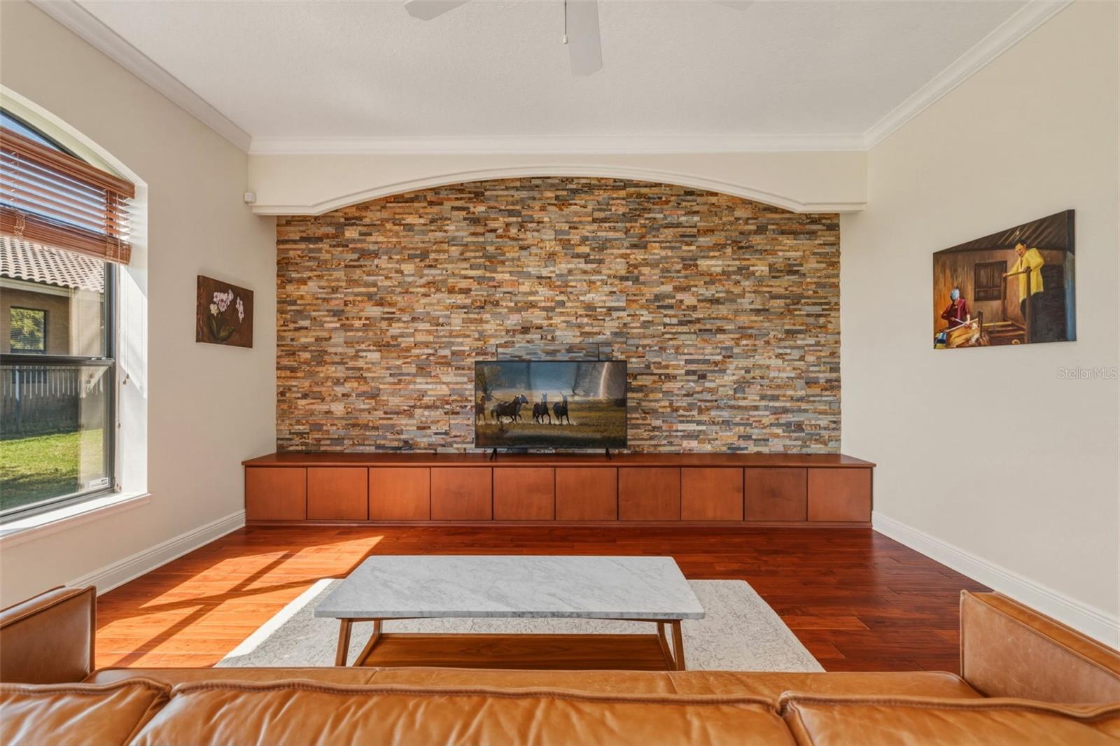 7451 POINTE VENEZIA DR