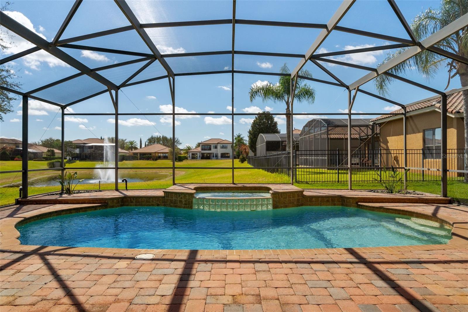 7451 POINTE VENEZIA DR