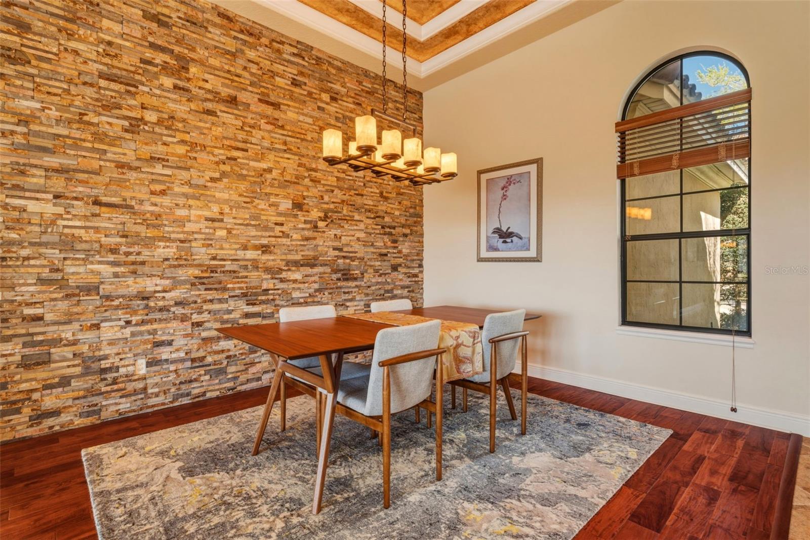 7451 POINTE VENEZIA DR