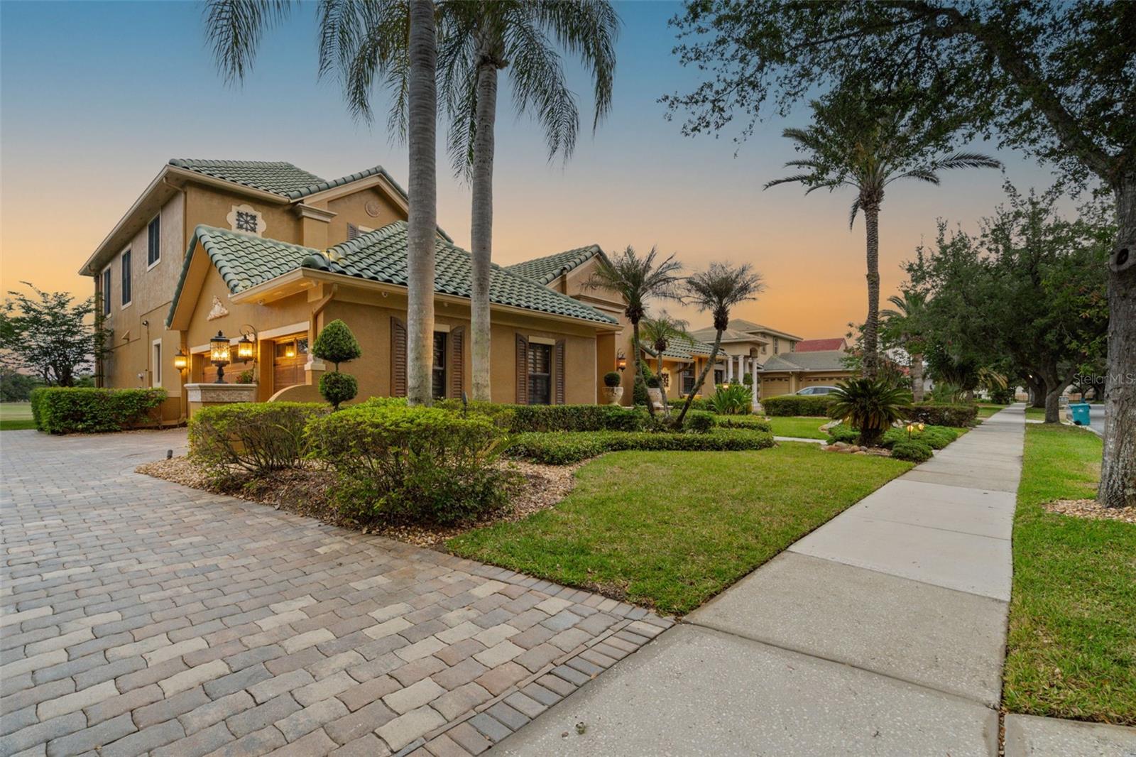 2439 ROAT DR