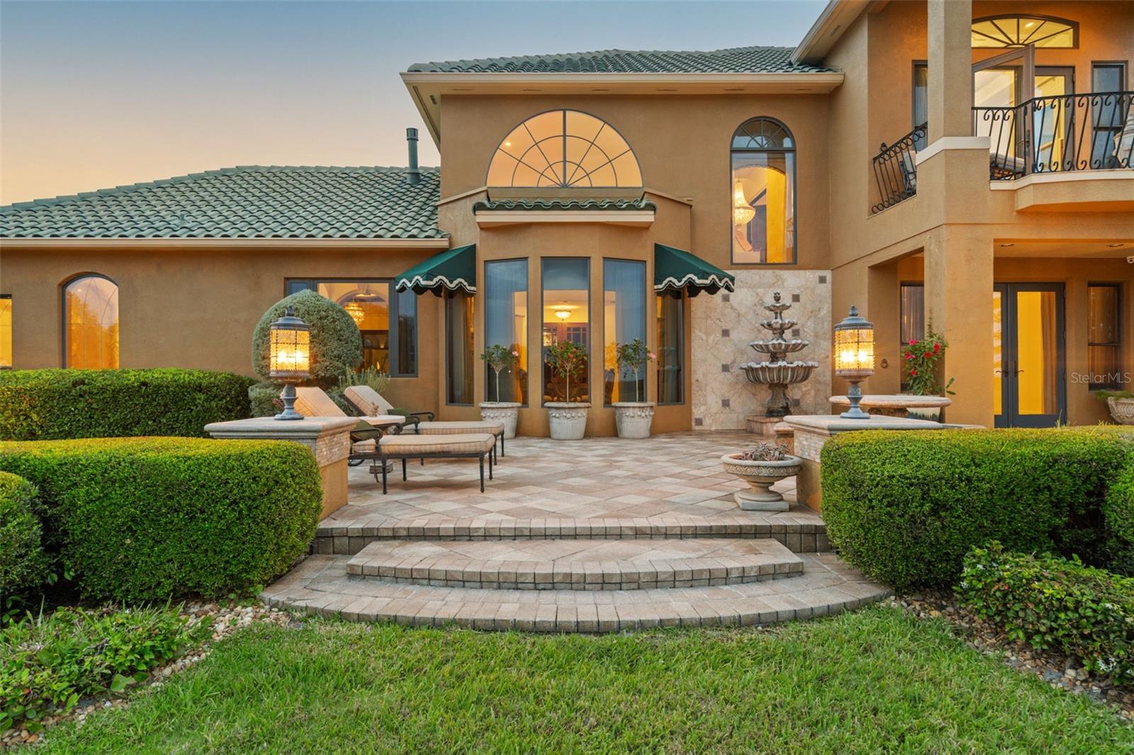 2439 ROAT DR