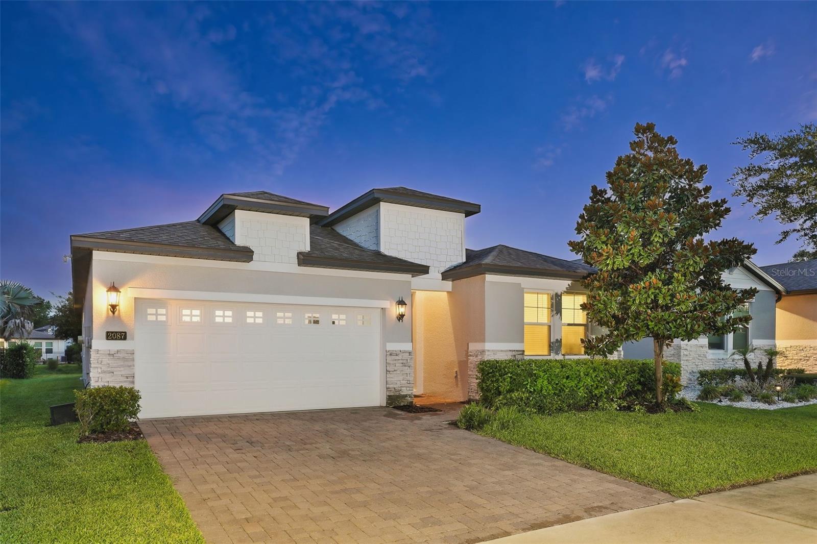 2087 LAURELWOOD WAY