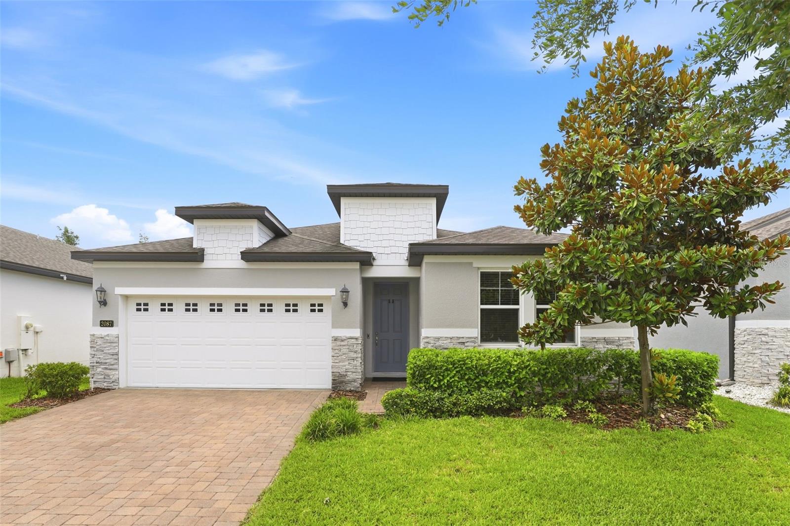 2087 LAURELWOOD WAY