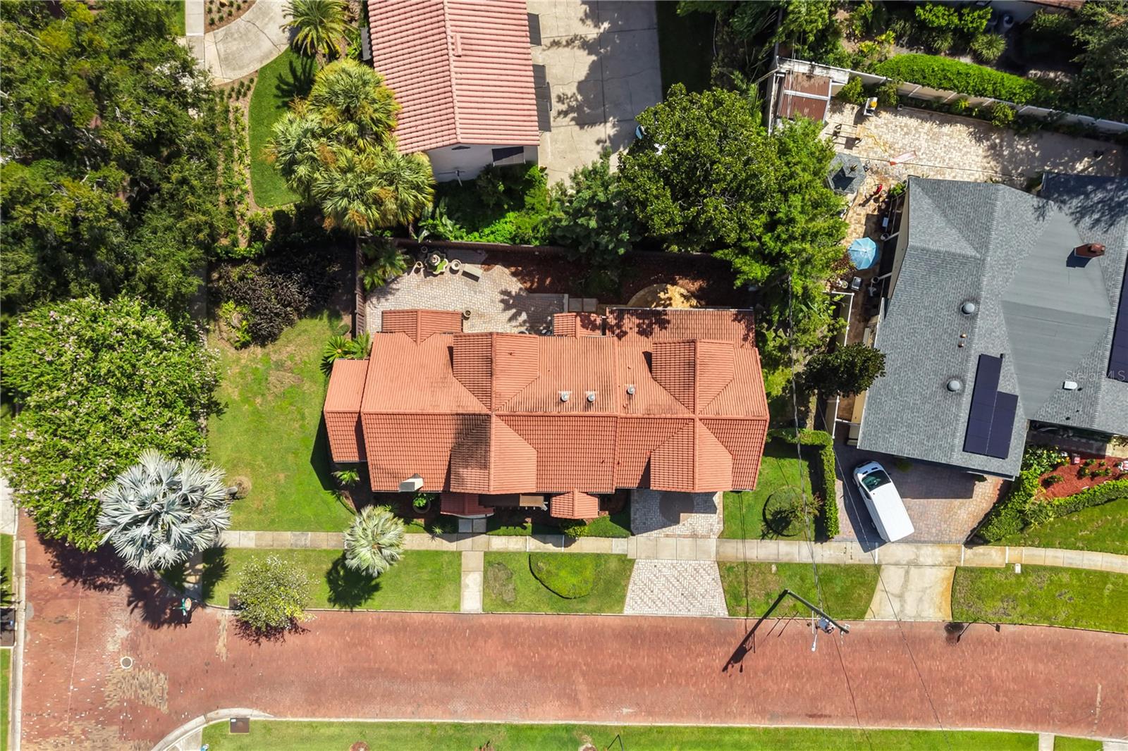 737 SPRINGDALE RD