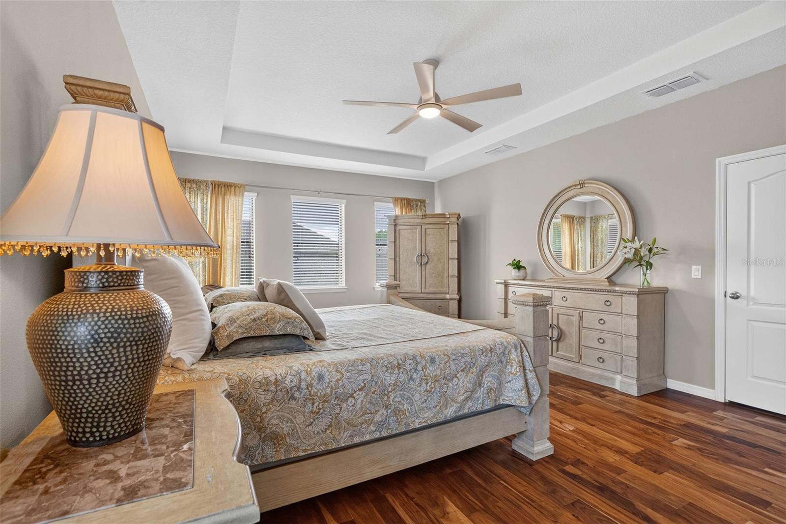 1481 CALM WATERS CT