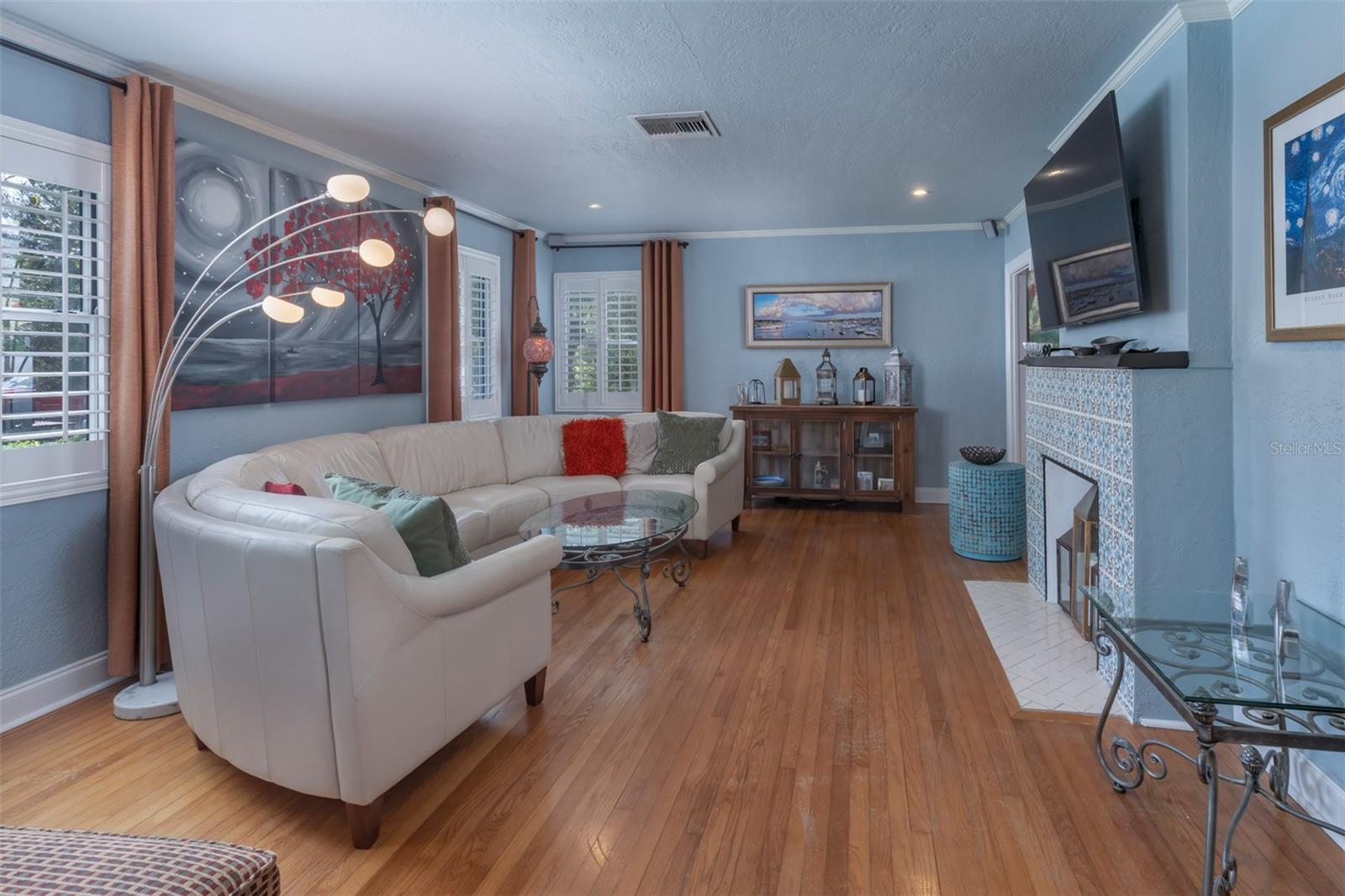 1411 DEVON RD