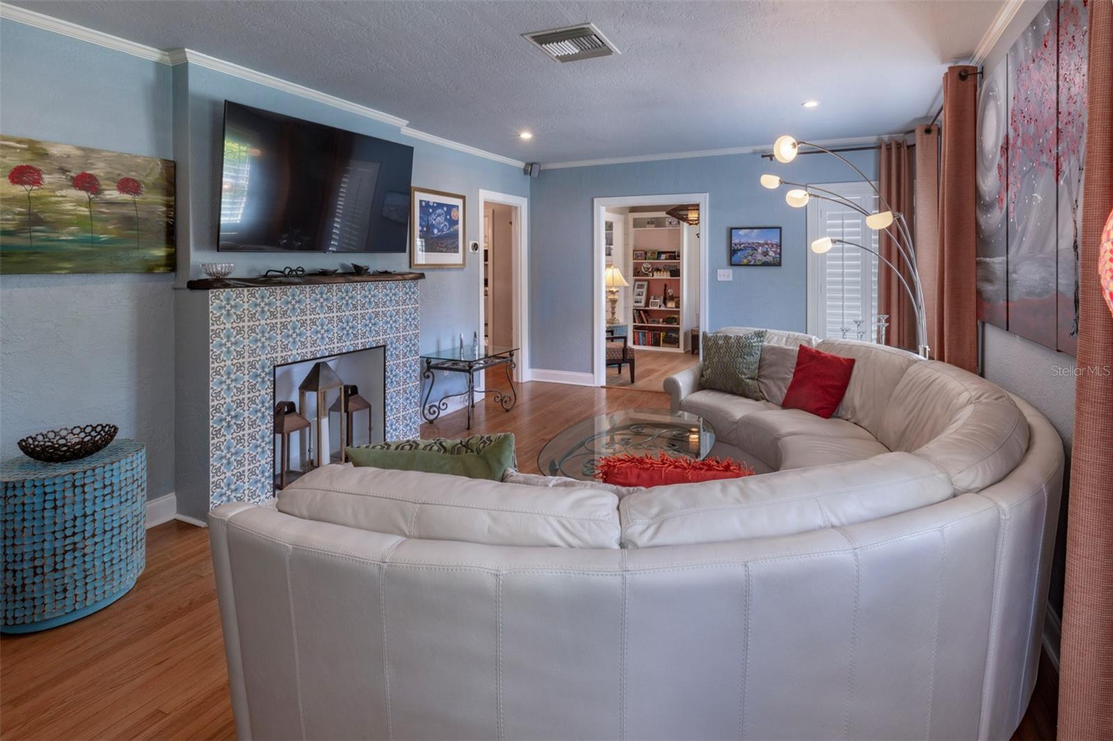 1411 DEVON RD