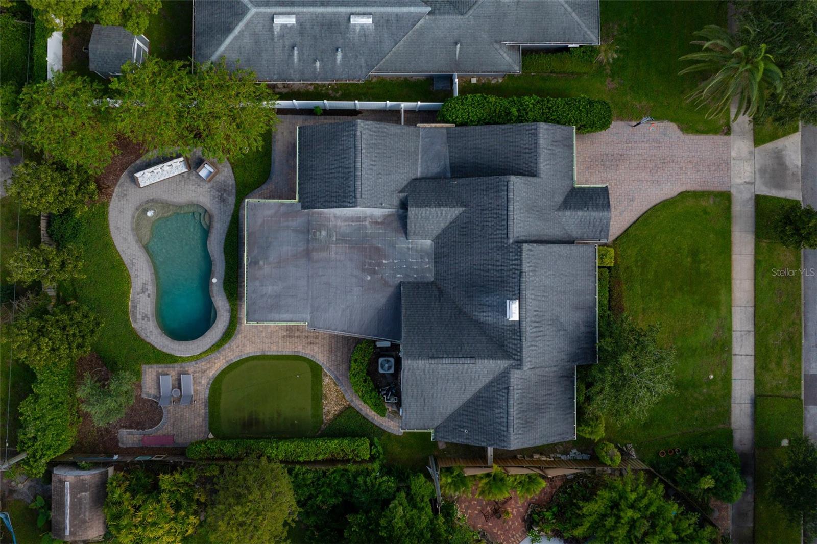 1411 DEVON RD