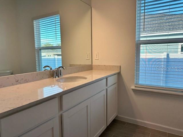 4043 NE 31ST TER