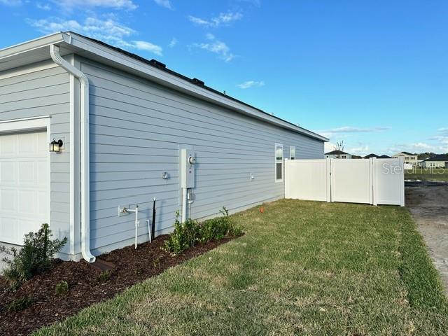 4043 NE 31ST TER