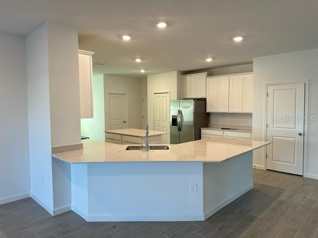4043 NE 31ST TER