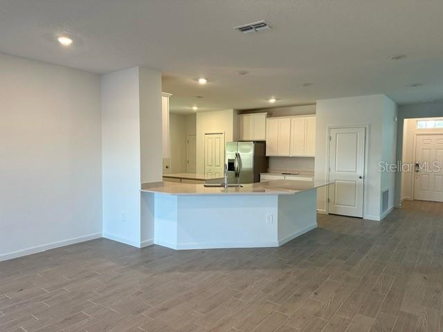4043 NE 31ST TER