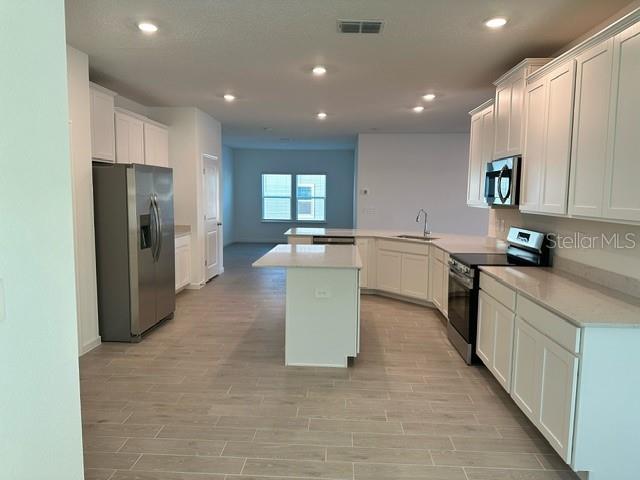 4043 NE 31ST TER