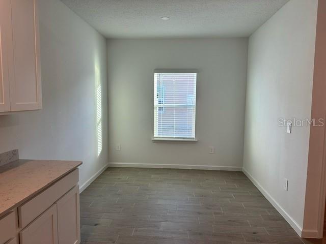 4043 NE 31ST TER