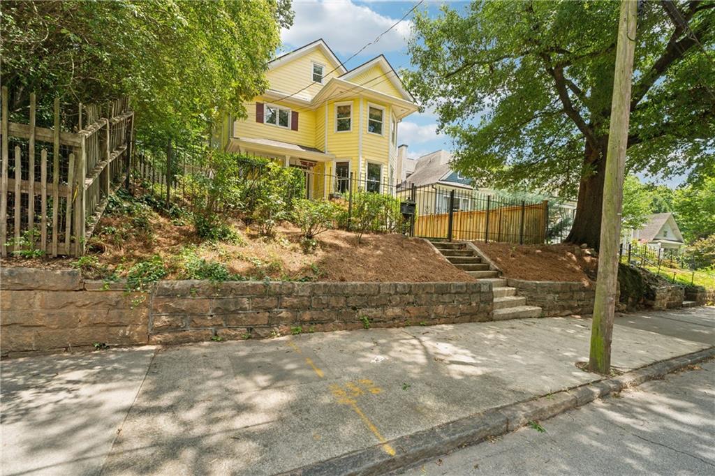 518 Hill ST SE