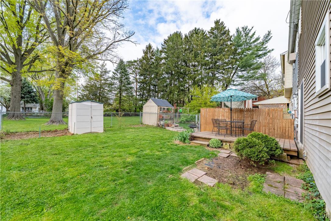 5737 Greens Drive
