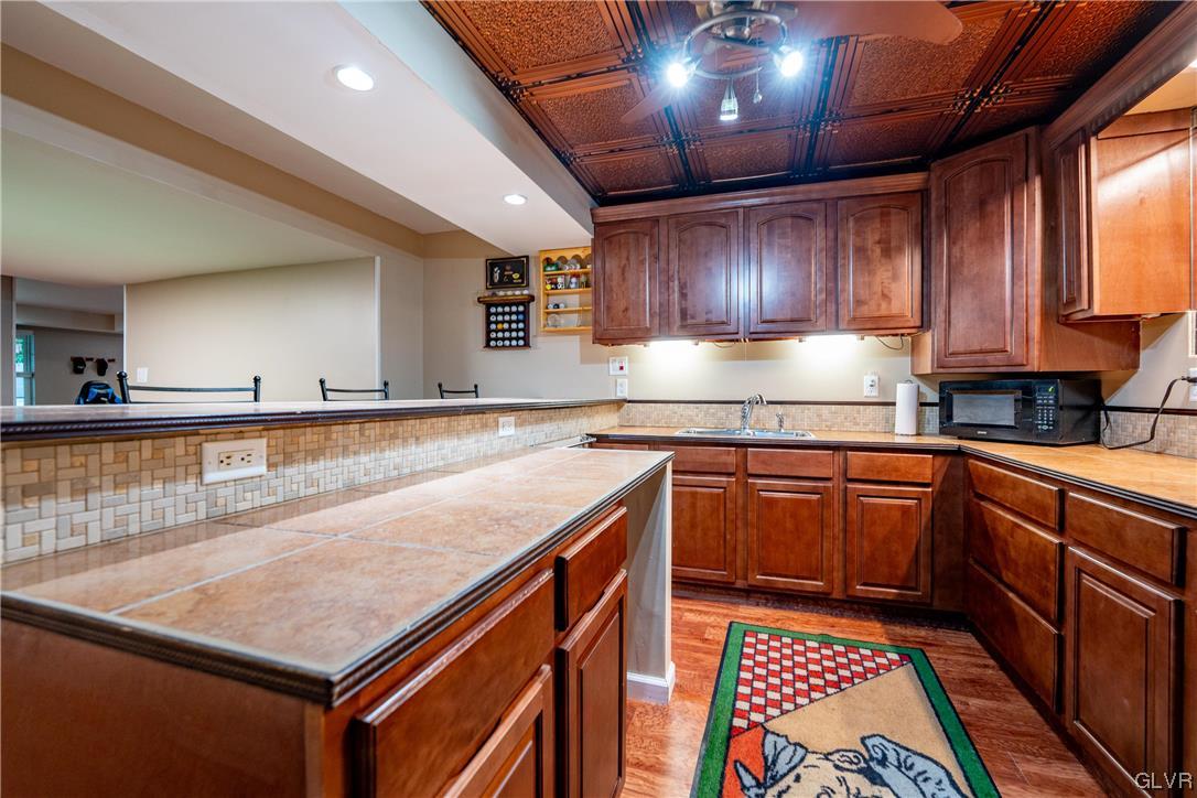 6840 Jewel Lane