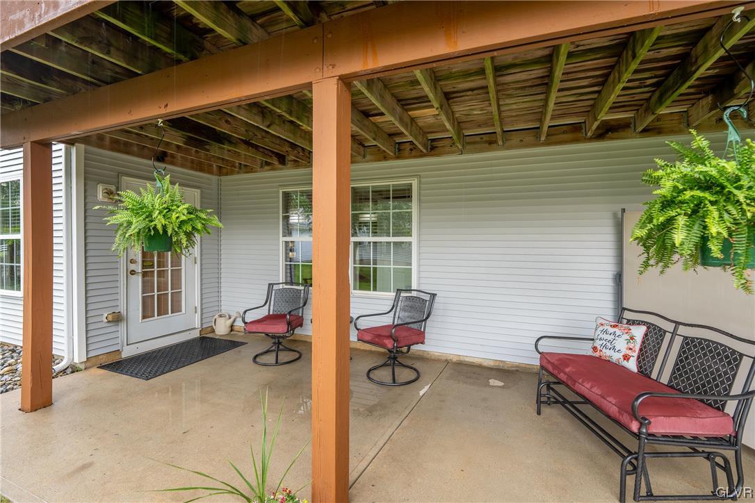 6840 Jewel Lane
