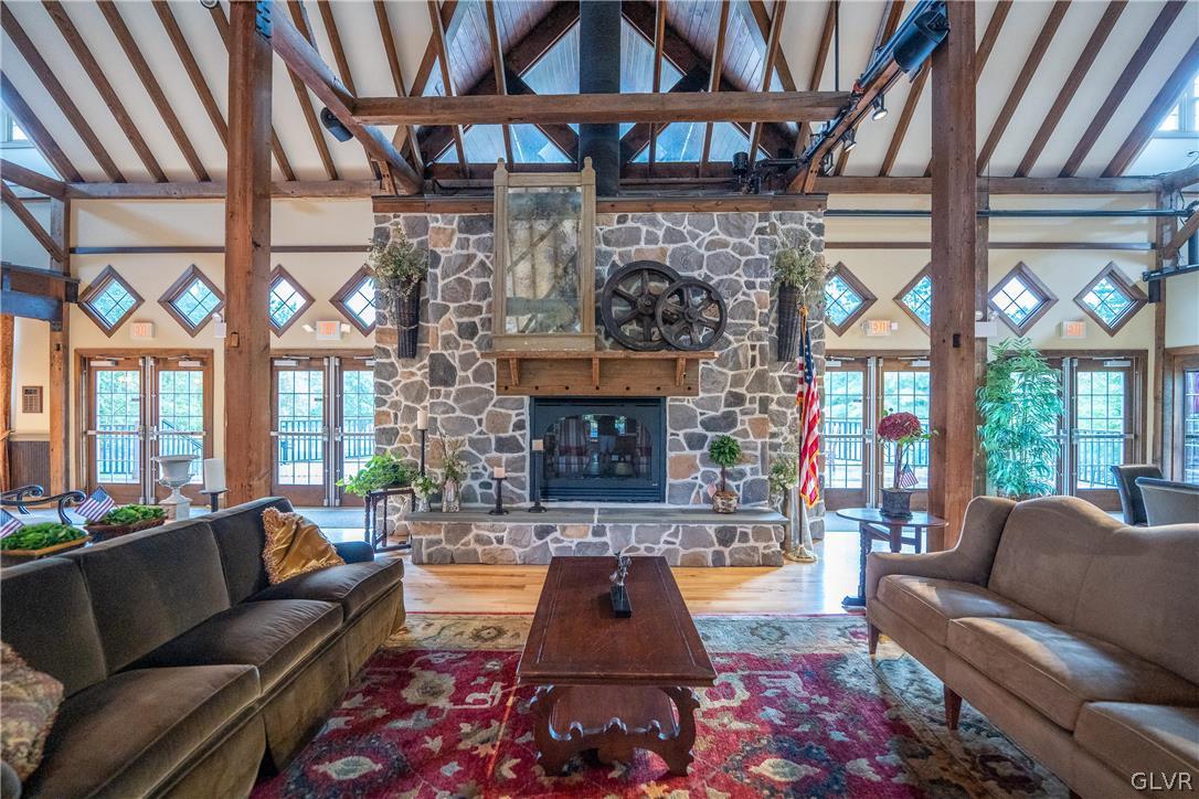 1797 Lakeside Lane