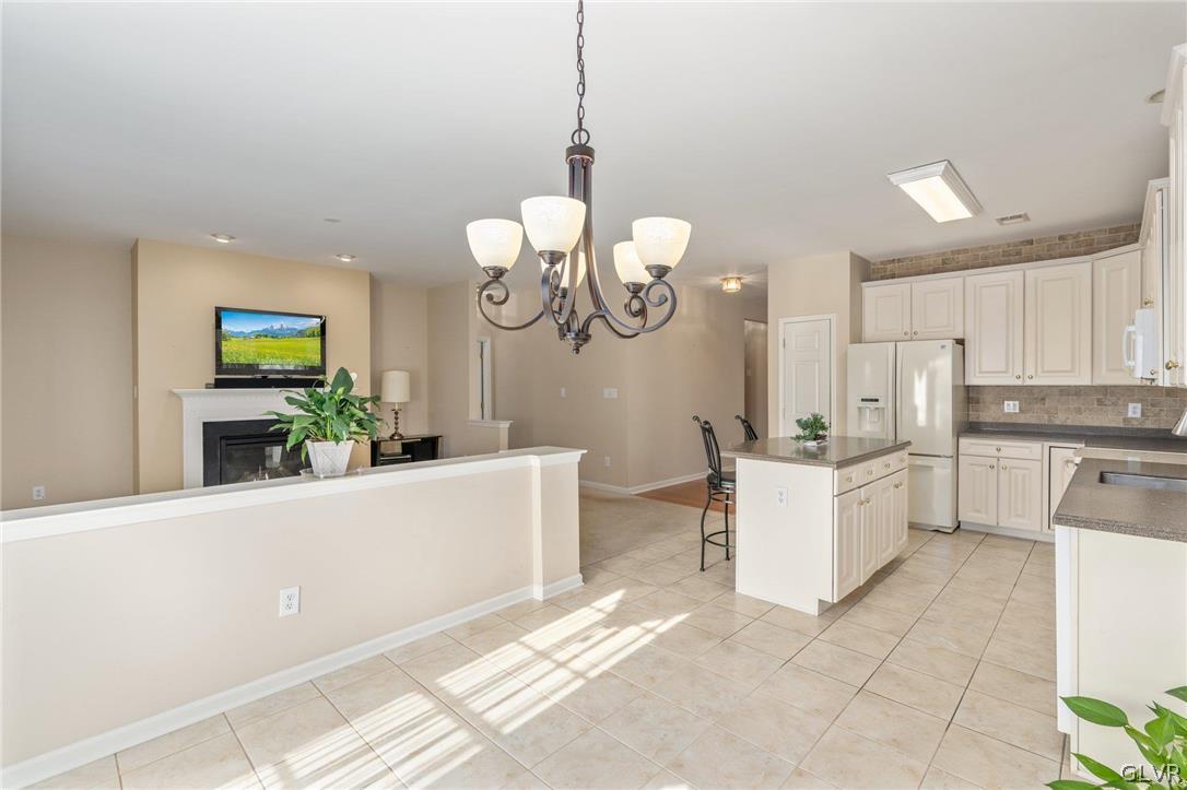 1797 Lakeside Lane