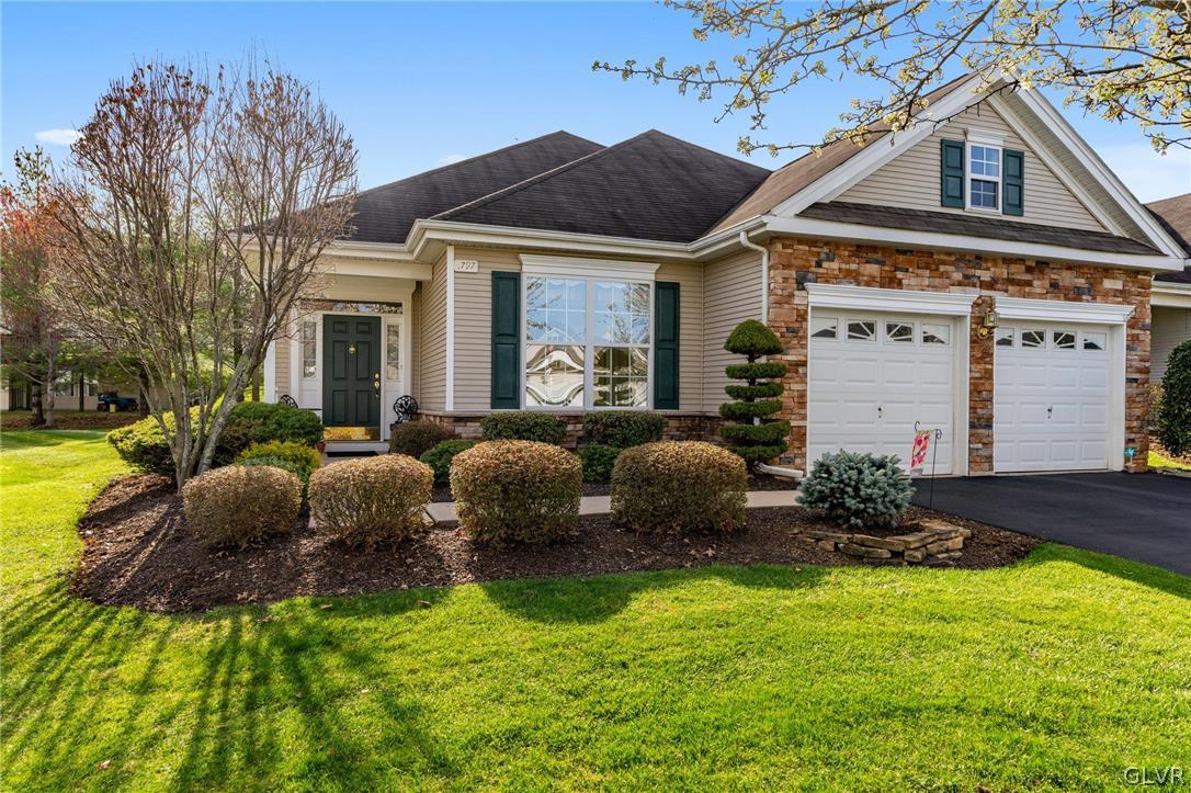 1797 Lakeside Lane