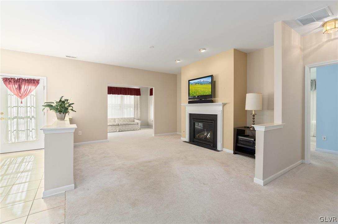 1797 Lakeside Lane