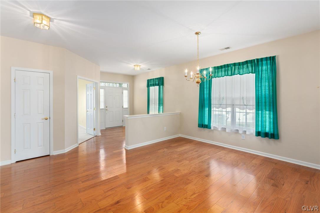 1797 Lakeside Lane