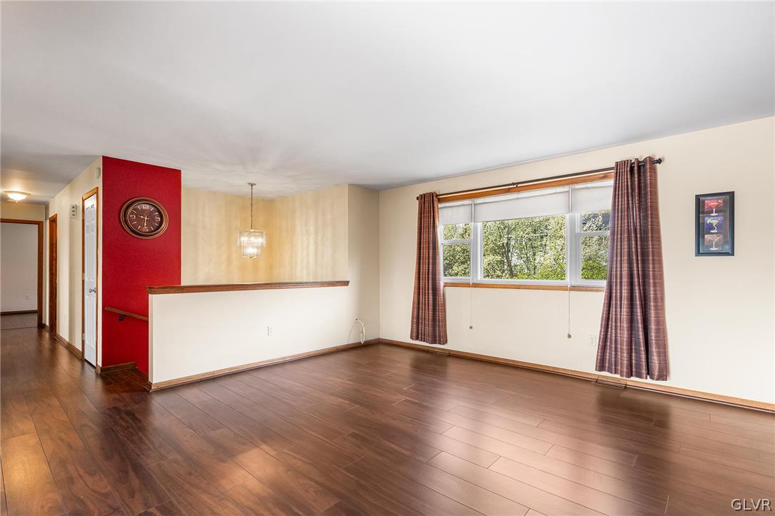 1503 Fernwood Road