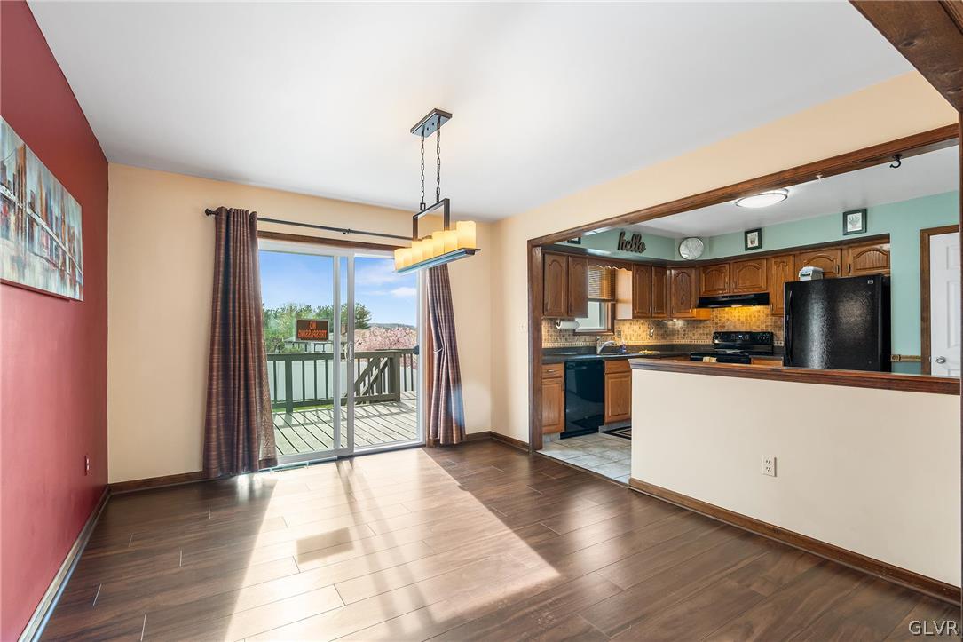 1503 Fernwood Road