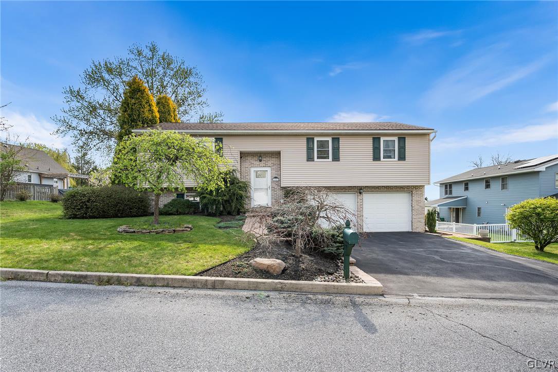 1503 Fernwood Road