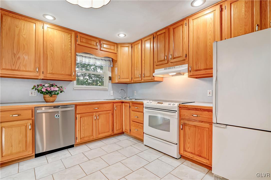 1520 Trout Drive