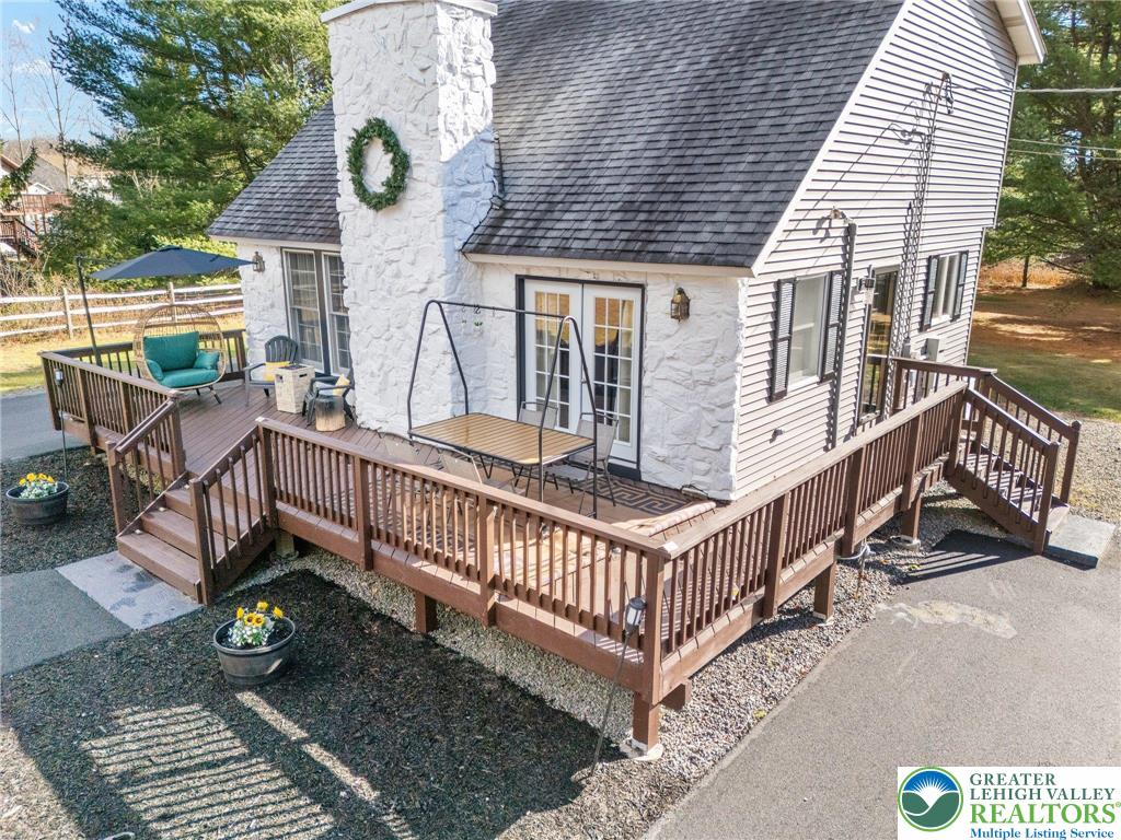 64 Autumn Lane