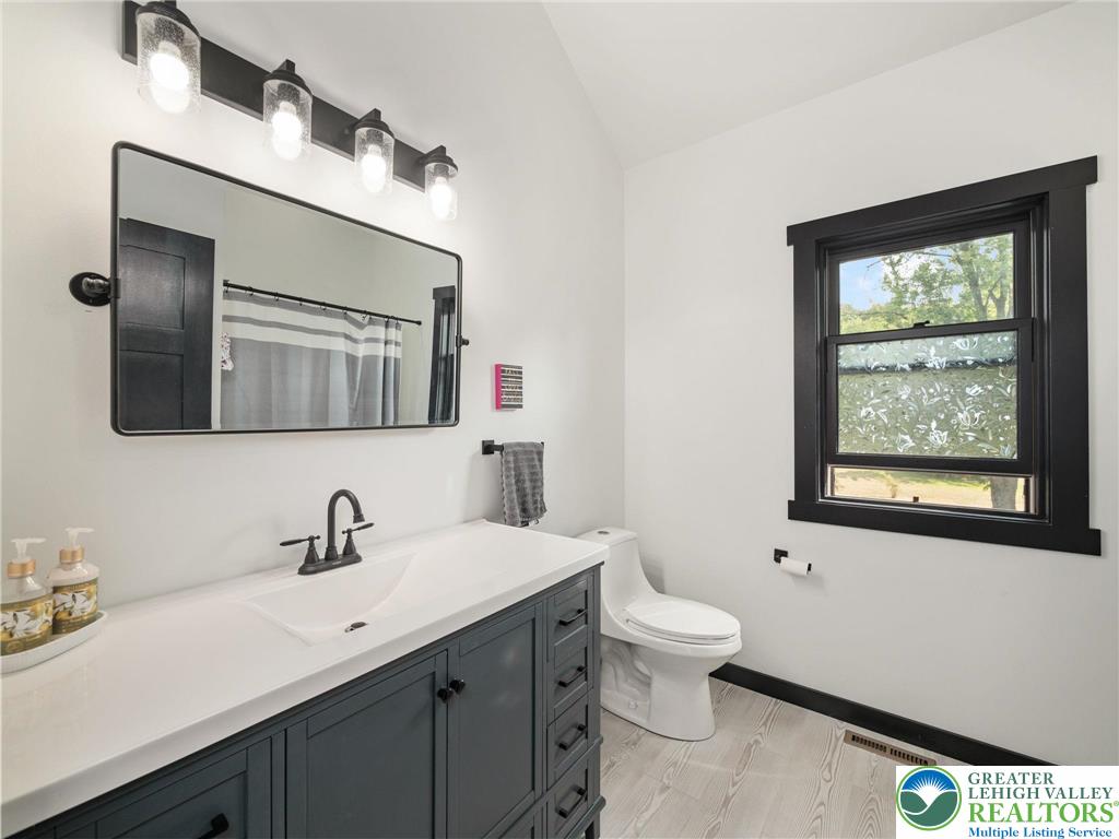 2253 Taylor Drive