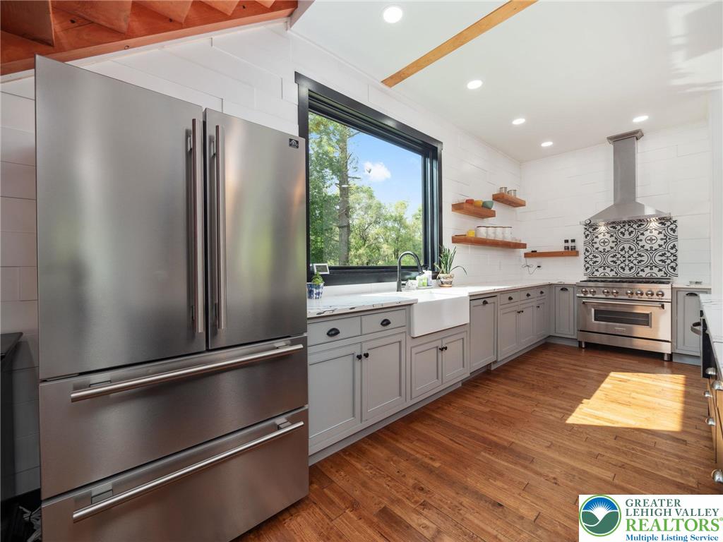 2253 Taylor Drive