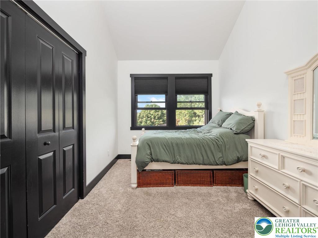 2253 Taylor Drive