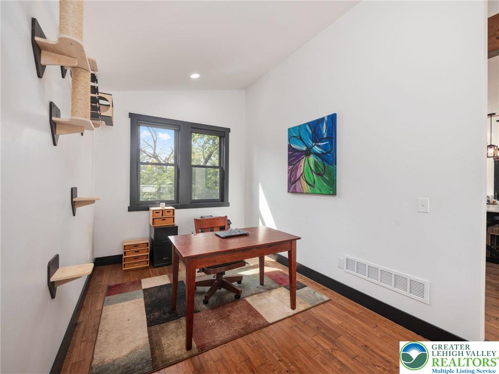 2253 Taylor Drive