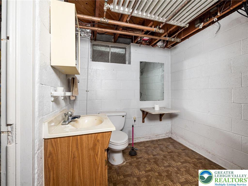 339 East Washington Avenue