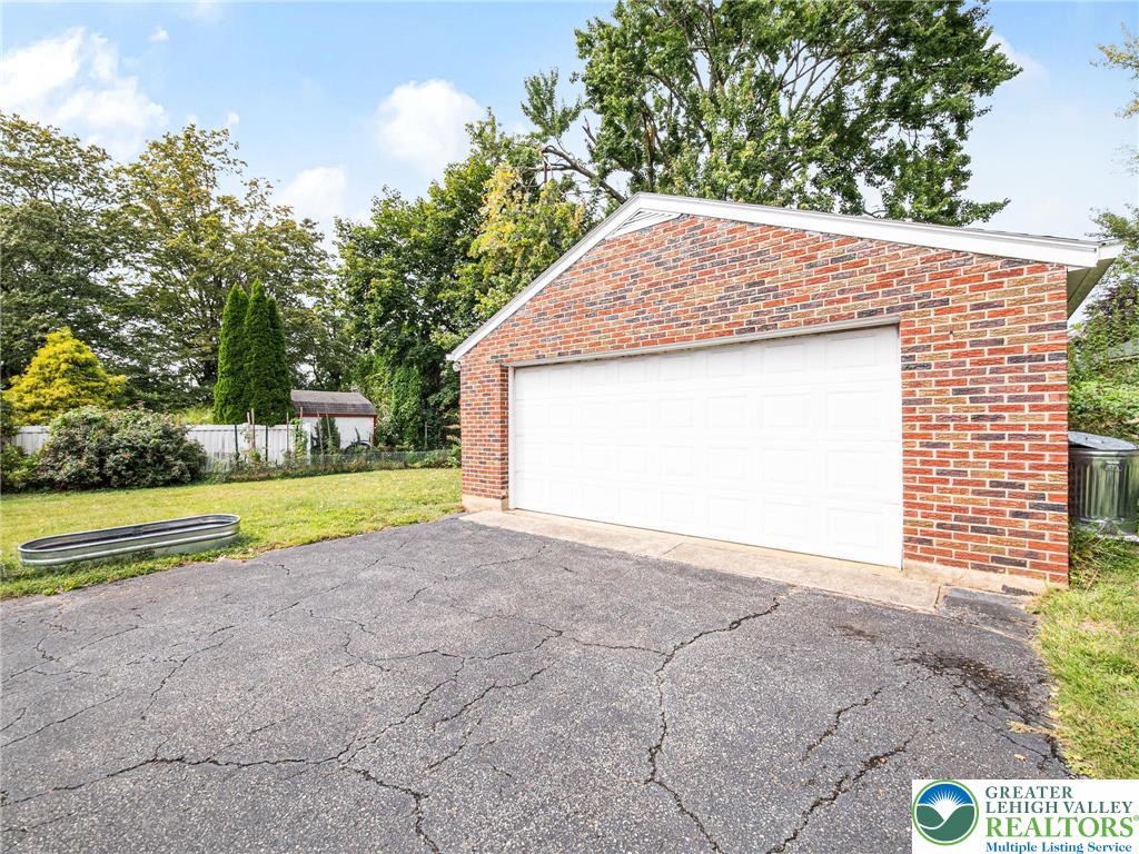 339 East Washington Avenue