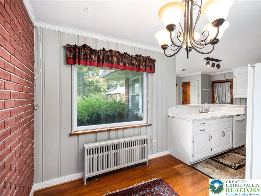 339 East Washington Avenue