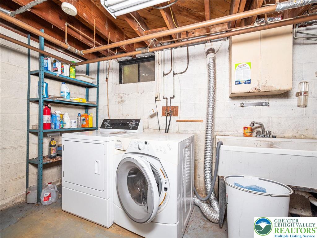 339 East Washington Avenue