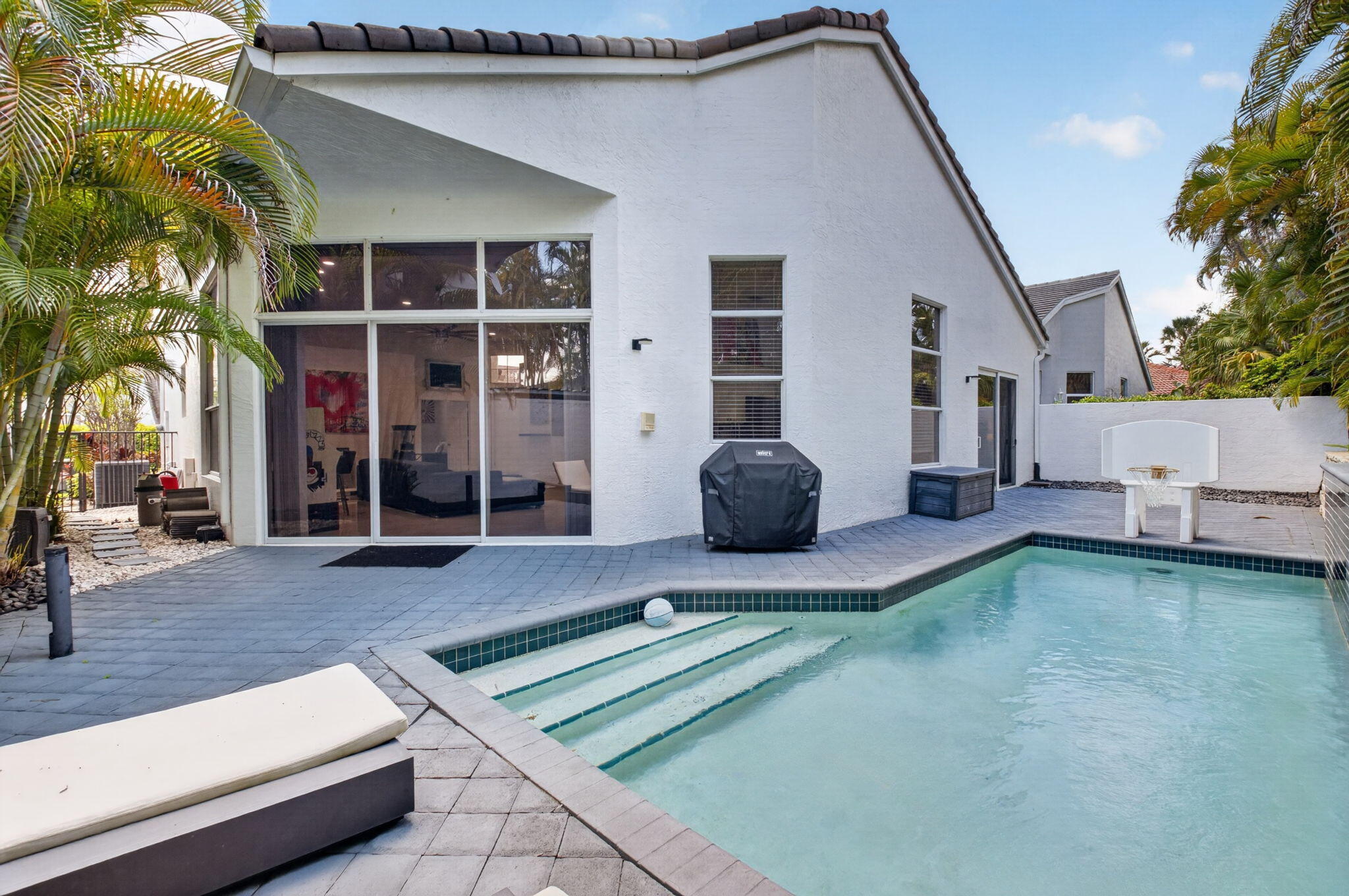 6439 NW 43RD Terrace