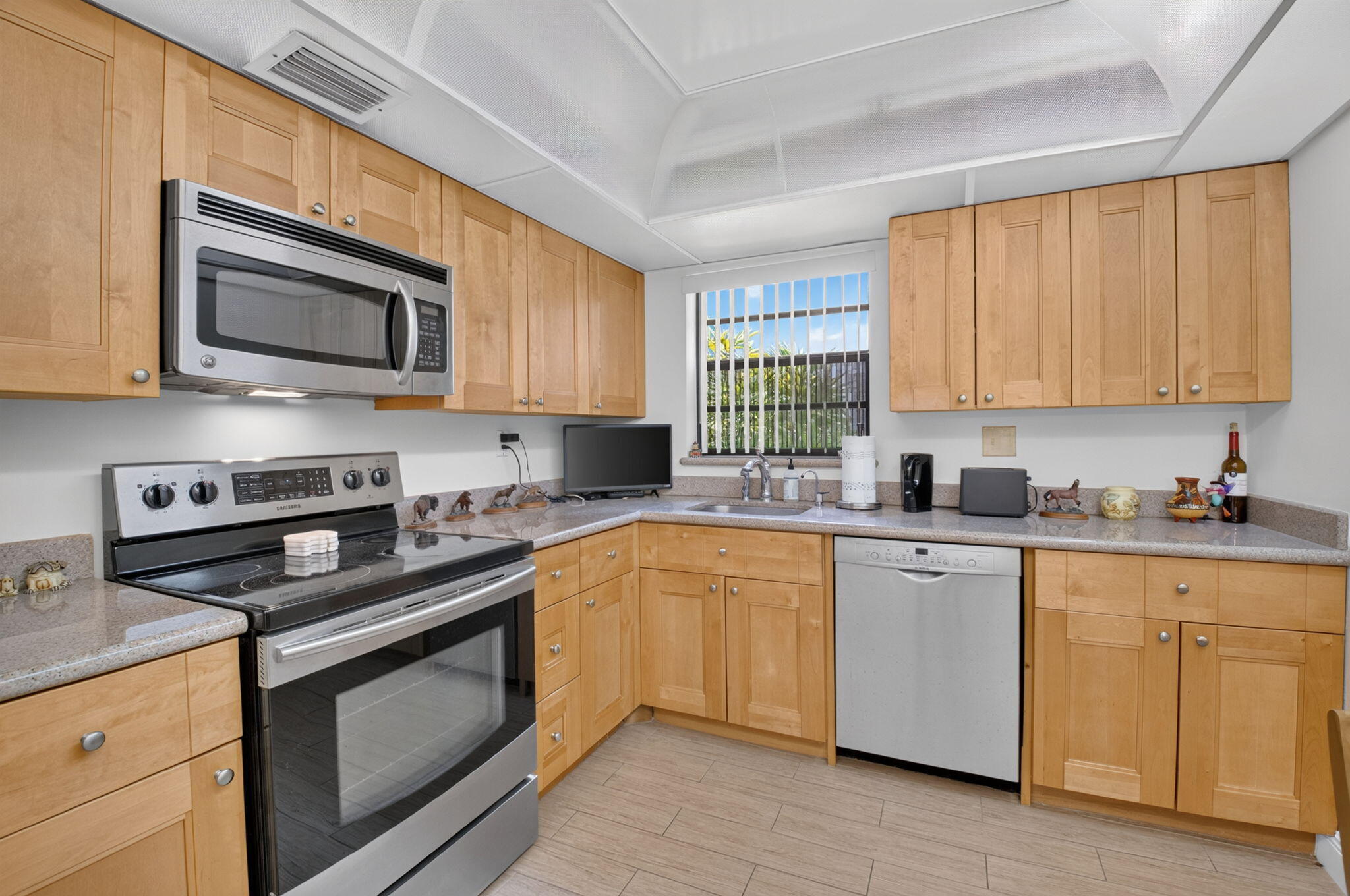 441 PIEDMONT J 441