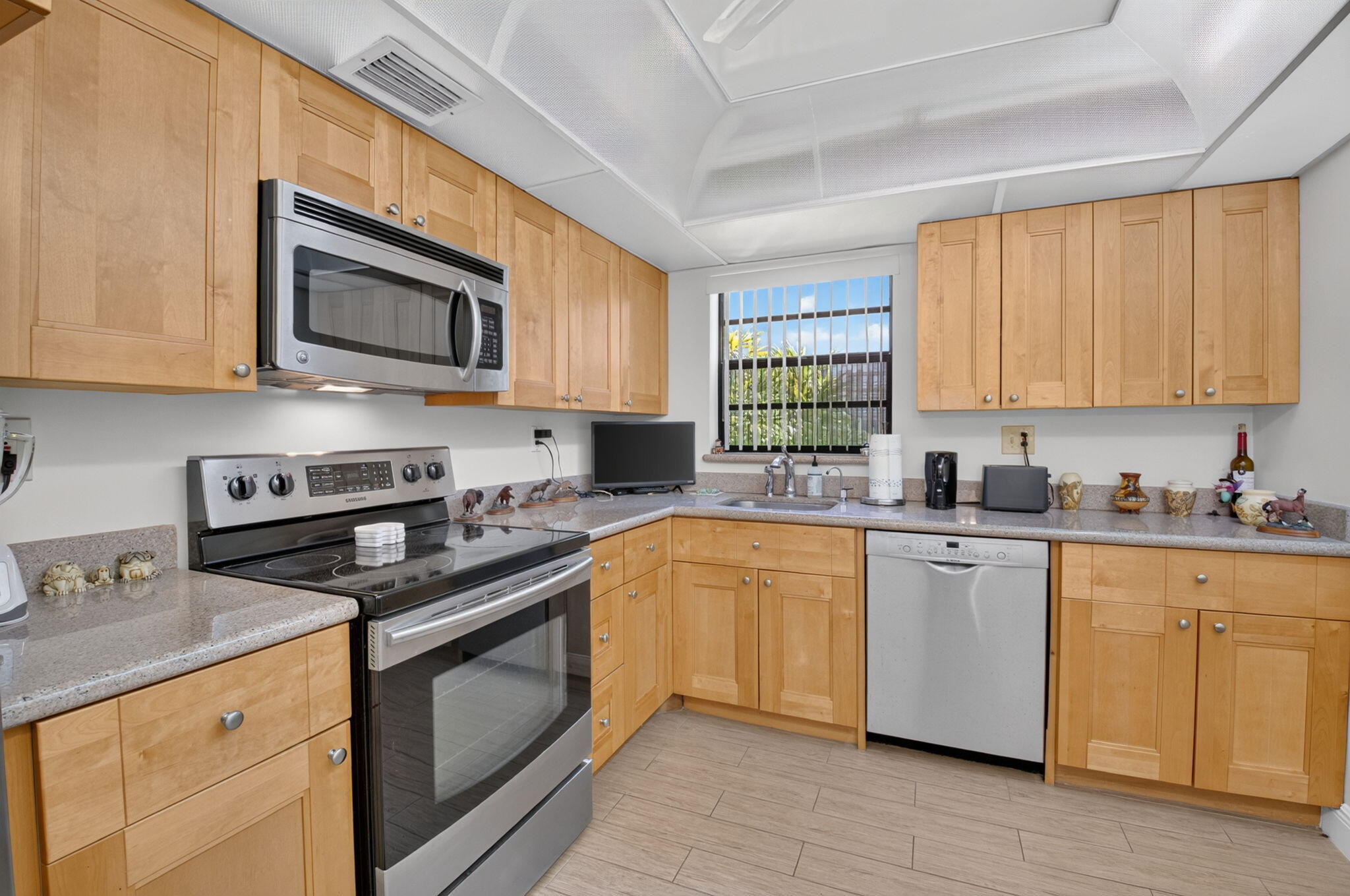 441 PIEDMONT J 441