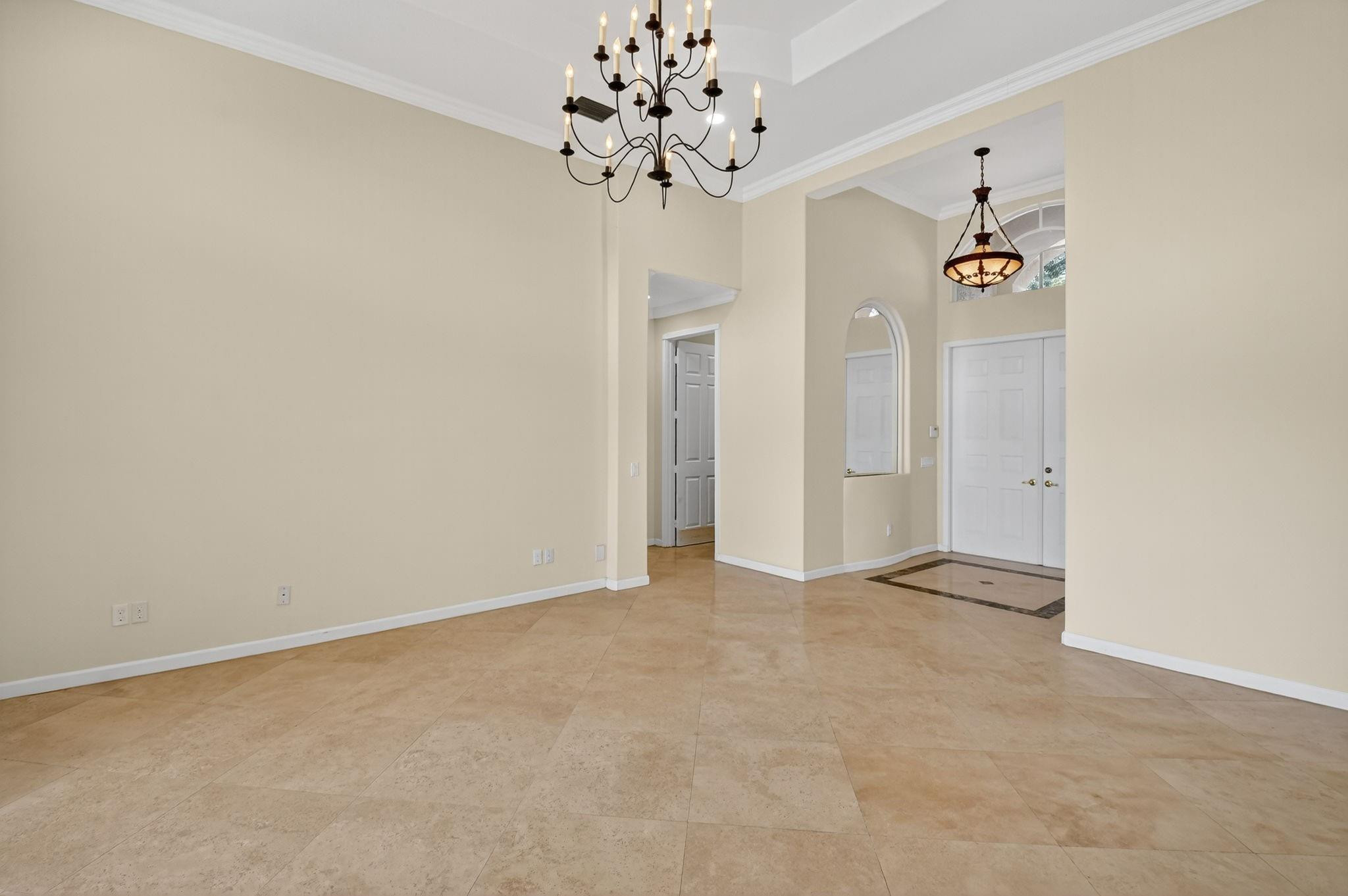 7113 Francisco Bend Drive